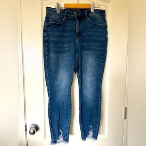 Judy Blue Raw Hem Tummy Control Skinny size 14W